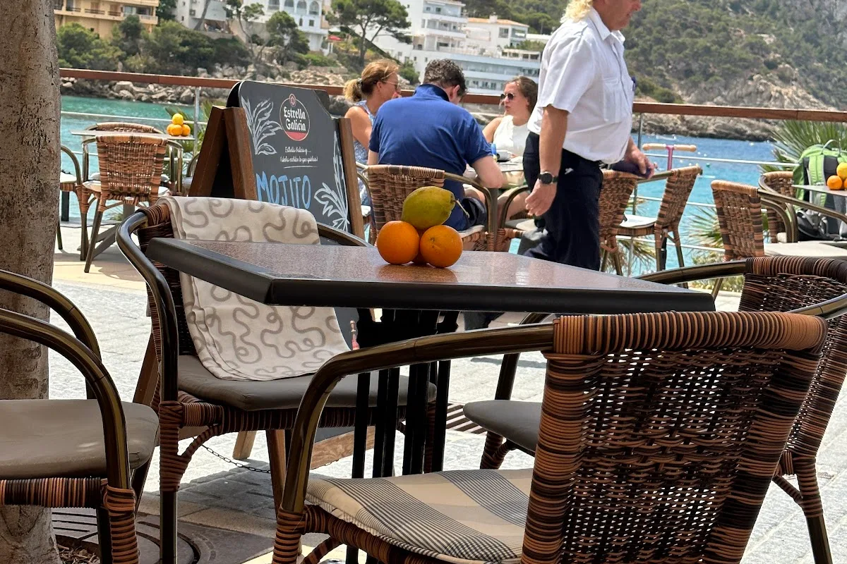 BAR PETIT