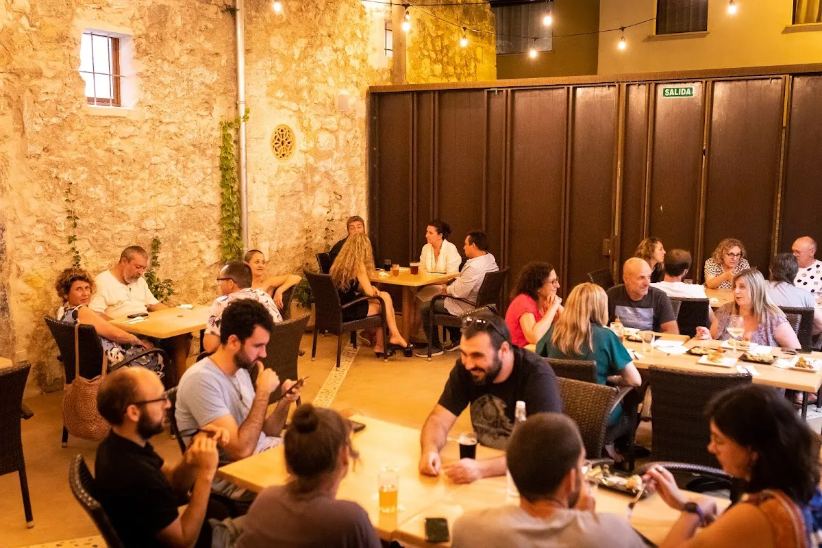 BRUSCA BREWPUB