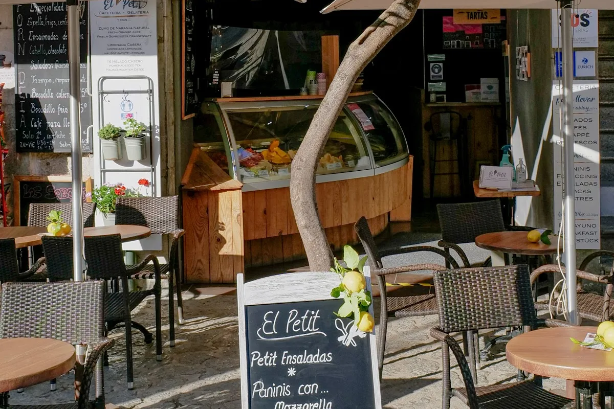 EL PETIT