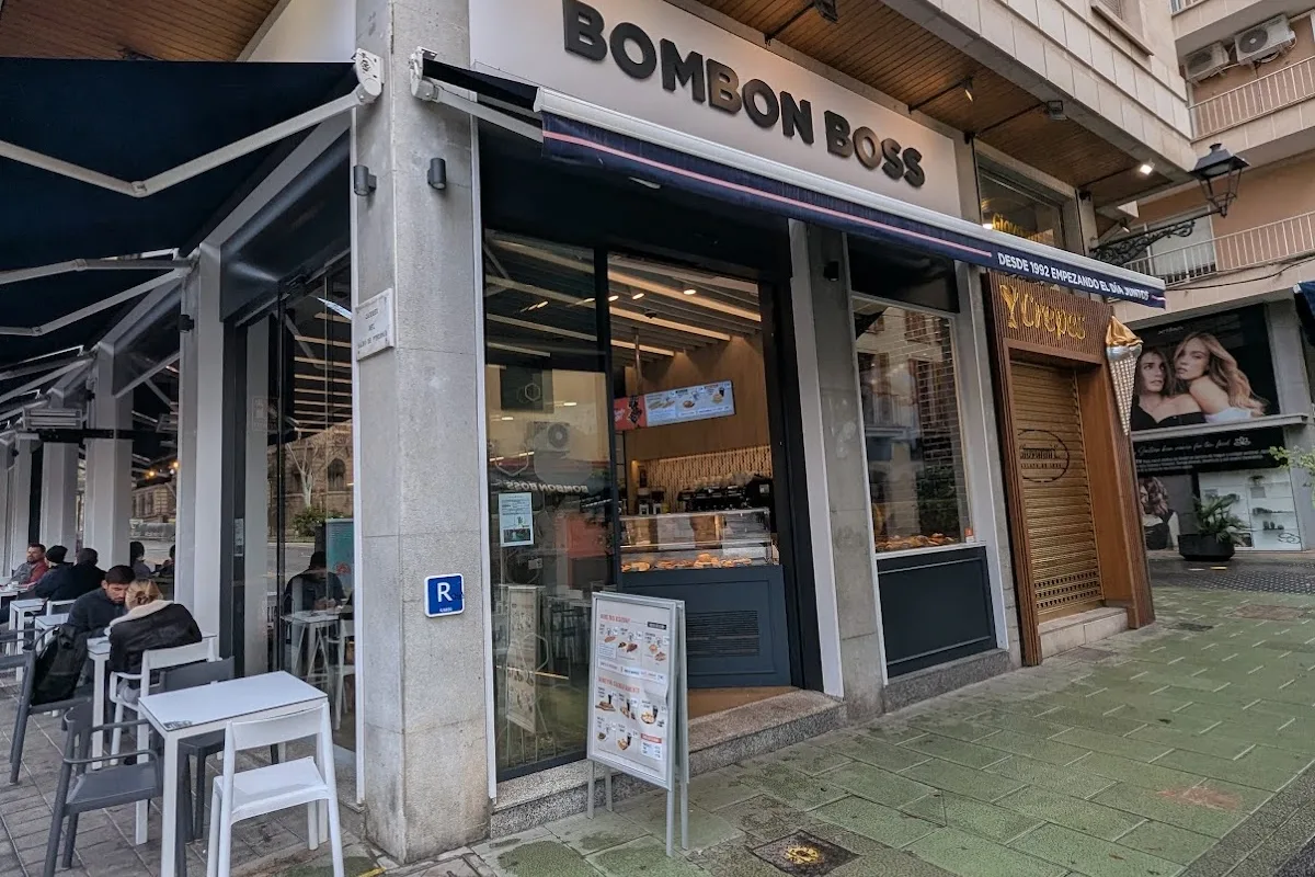 BOMBON BOSS