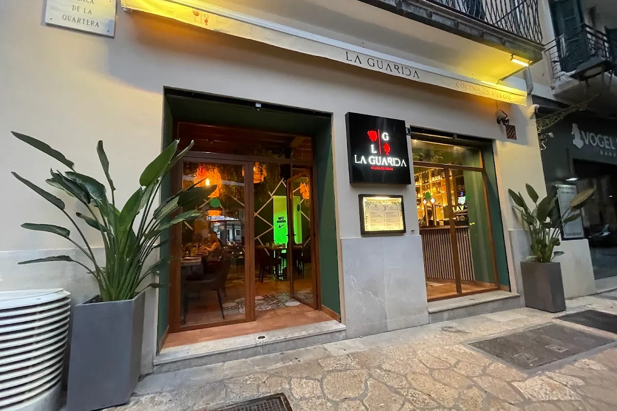LA GUARIDA