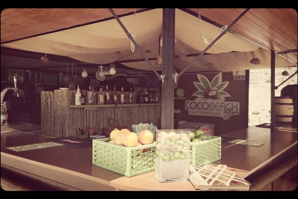 COCO BEACH BAR-ROMANTICA