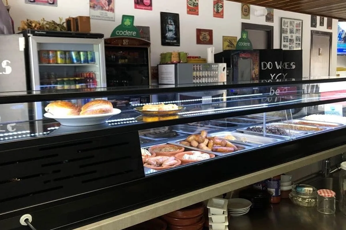 BAR CAFETERIA LA ROSA