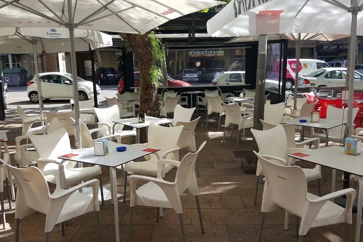 BAR CAFETERIA SON OLIVA