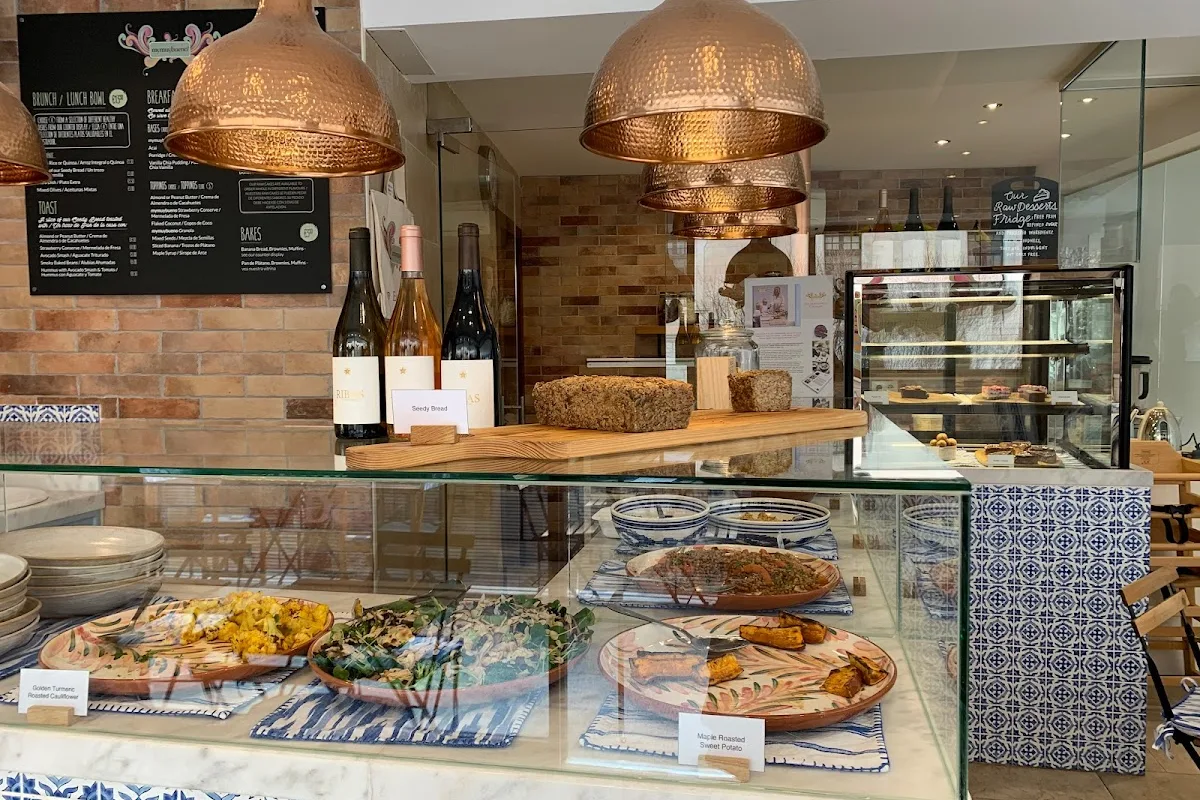 MYMUYBUENO DELI