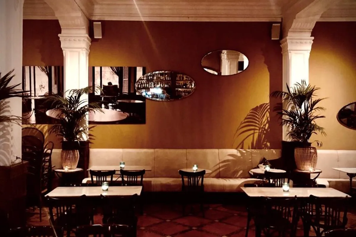 CAFE COLON