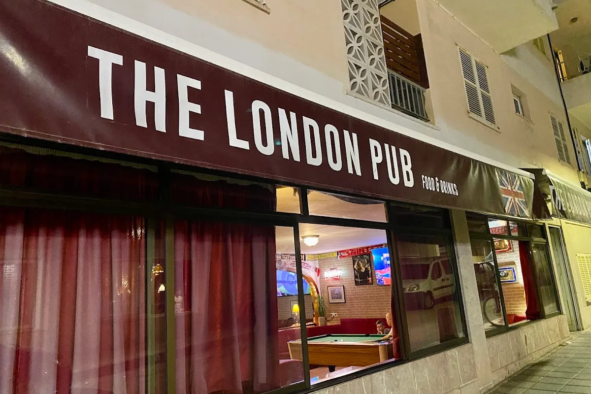 LONDON CLUB